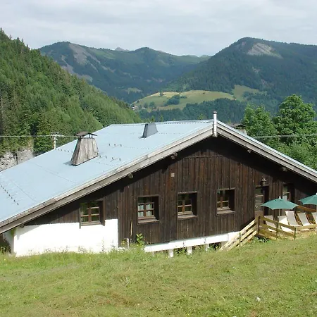 Chalet Du Lerot * メジェーヴ